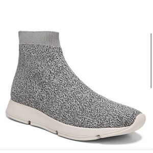 Vince Tyra Gray Knit Sock Shoe 🎀